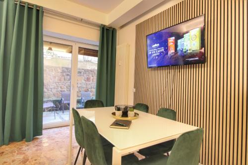 Delicious 2 Bed Room Apartment and Garden by YH, Roma (foto 5)