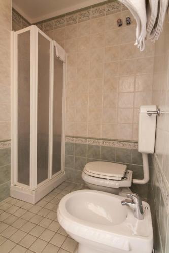 Hotel Dea - image 11