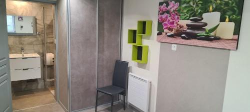 2 bedrooms, 3 beds