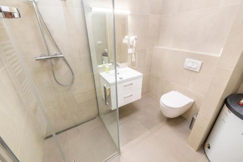 Old Town Square Apartments - image 3