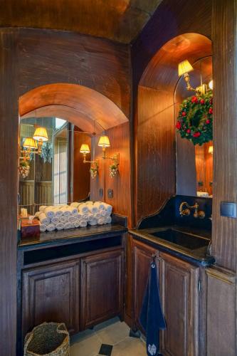 حمام, Château de Thouaré (Chateau de Thouare) in Thouare Sur Loire