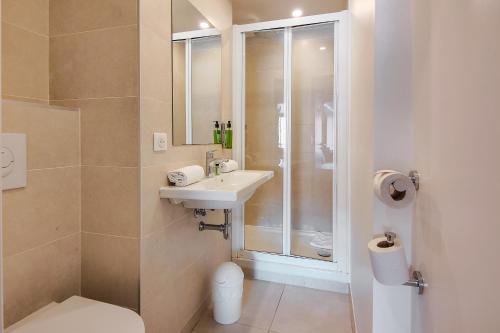 Hôtel Du Centre - image 11