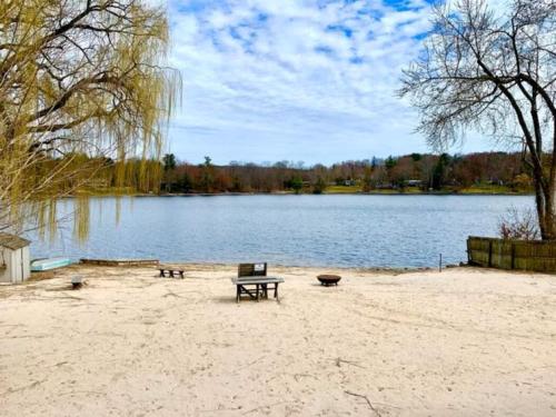 INCREDIBLE Northern Westchester Historic Hideaway in South Salem, USA