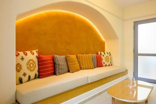 Onira Luxury Apartment