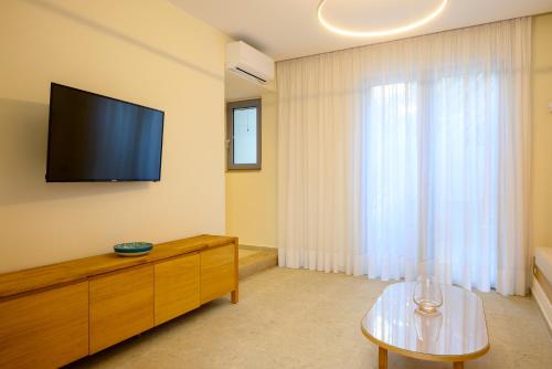 Onira Luxury Apartment