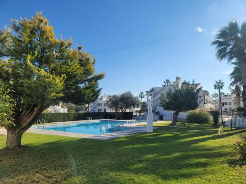 Bungalow in Villamartin, Orihuela Costa, Orihuela (fotografie 3)