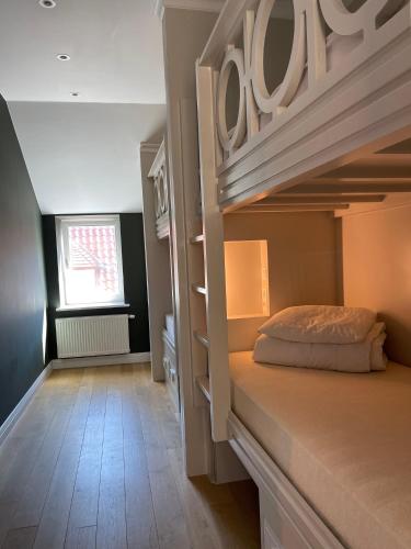 Hostel Lybeer Bruges - image 14