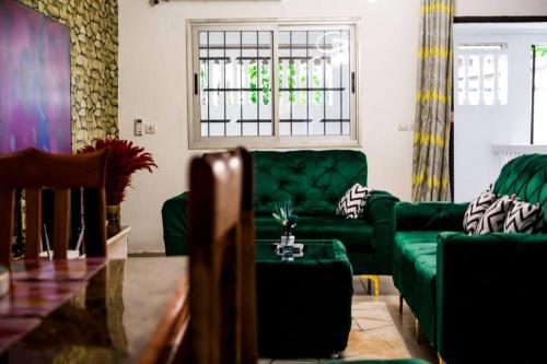 Stunning 4-Bed Villa in cocody engre Abidjan