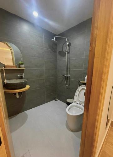 Quadruple Room image 2