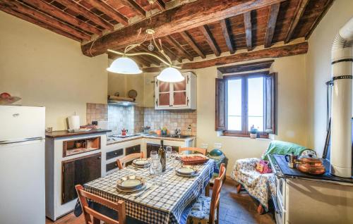 Konyha, Nice Home In Borgo A Mozzano With Wifi in Borgo A Mozzano
