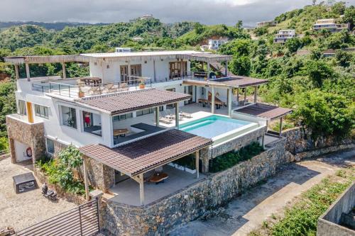 Unbeatable Oceanview 600m2 - 5 min to the Beach in Cano Seco