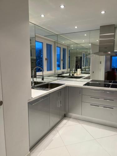 Exclusive Comfy Apartment in Central Crans-Montana in 克蘭斯蒙塔納