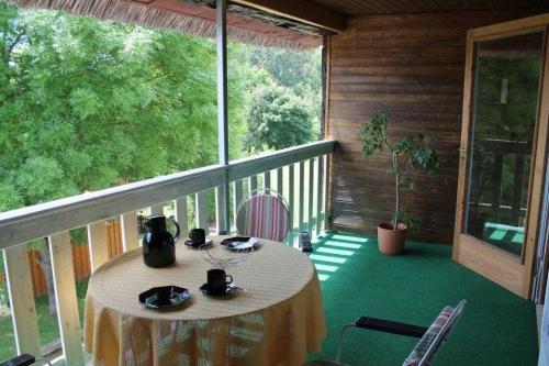 One-Bedroom Apartment with Balcony