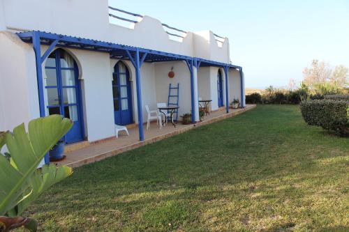 Un The Au Bout Du Monde in Mirhleft