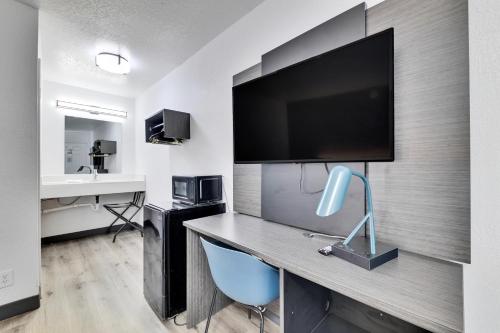 Motel 6 Austin, TX - Airport - South - 편의 시설/서비스