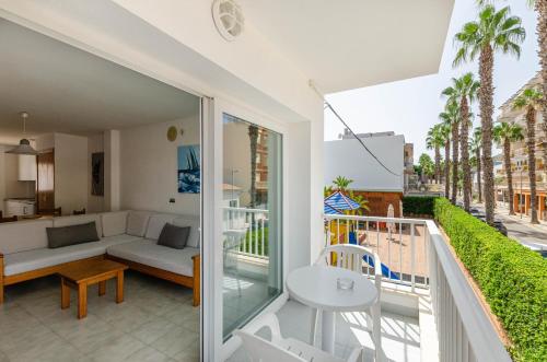 YourHouse Mar Brava Apartments - image 7