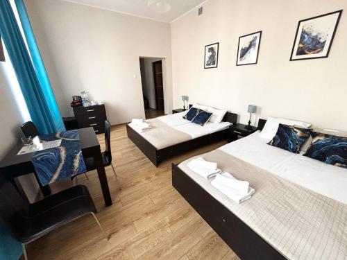 BedRooms Piotrkowska 64 - image 9