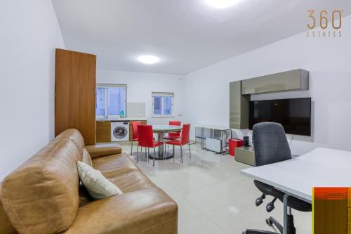 A comfy 1BR home in the centre of MSIDA by 360 Estates