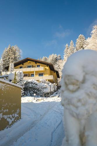  Waldvilla BERGSEE, Pension in Bodensdorf