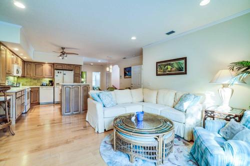 Villa Island Dream in Holmes Beach, USA