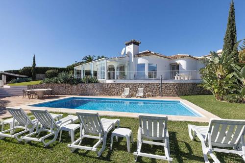 010 Luxurious 4 Bed Villa, Private Pool and Sea Views - Accommodation - Santa Fe de los Boliches