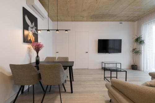 Bossa Nova - modern 2 bedroom apartment in the center, Vilnius