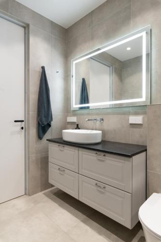 Bossa Nova - modern 2 bedroom apartment in the center - Tap to explore photos