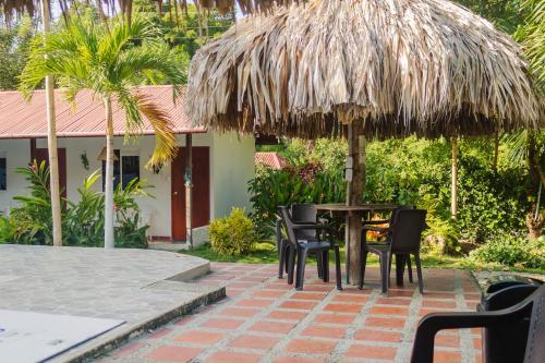 Cabañas Orlando y Más Na' Tayrona