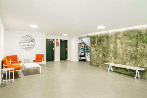 Apartamentos El Faro By Mc - image 3