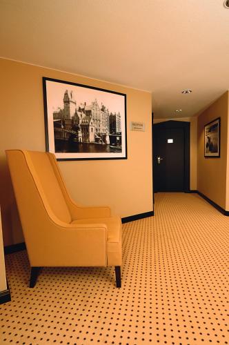 Hotel Business & More - image 7
