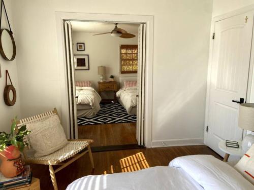 Modern Farmhouse Escape in Stallings (NC)