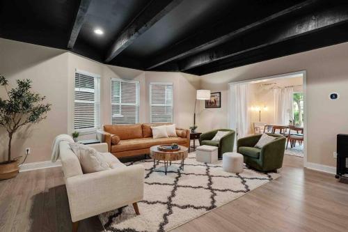 Memphis Midtown Oasis in the heart of Midtown! Memphis Midtown Oasis in the heart of Midtown!