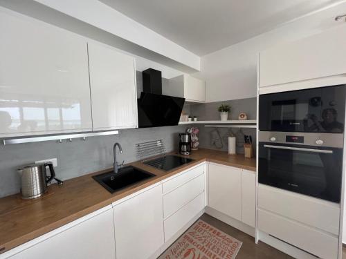 Two-Bedroom Apartment image 4