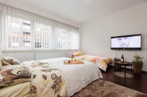 ZagrebRent Apartments - image 12