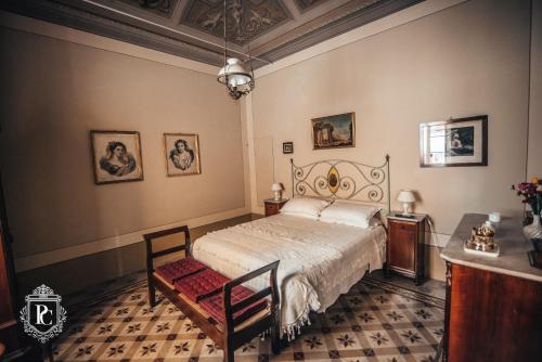 Palazzo Capparucci - Dimora storica - Guest House