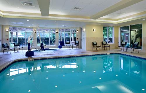 泳池, 索諾瑪縣機場希爾頓花園酒店 (Hilton Garden Inn Sonoma County Airport) in 聖羅莎市中心(CA)
