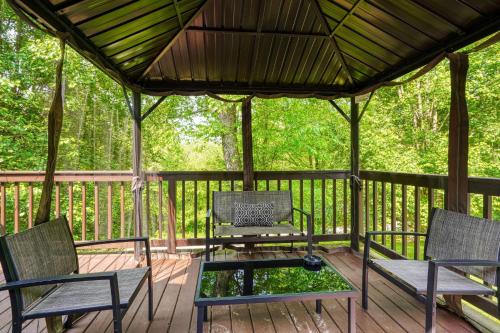 Hideaway Pines in Logan, USA