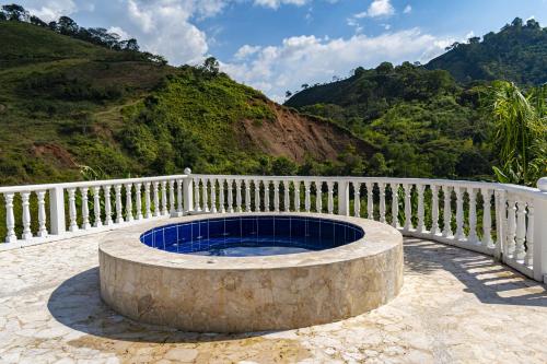 Karstais baseins, Hotel Campestre La Francesina -Birdwatching & Naturaleza in Andes