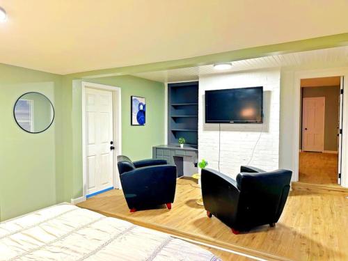 Cozy 3-Bedroom, 2-Bathroom Haven in Tulsa! in Tulsa, USA