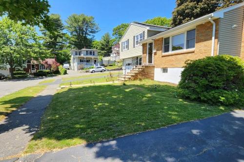 Beautiful & Cozy one Bedroom Apartment near Boston & Airport in 索格斯