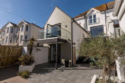 The Beach House by Grandeur Property in East Southbourne and Tuckton
