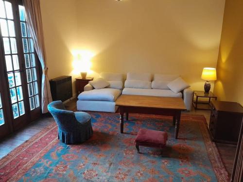 B&B Montevideo - Apartamento de estilo en edificio patrimonial - Bed and Breakfast Montevideo