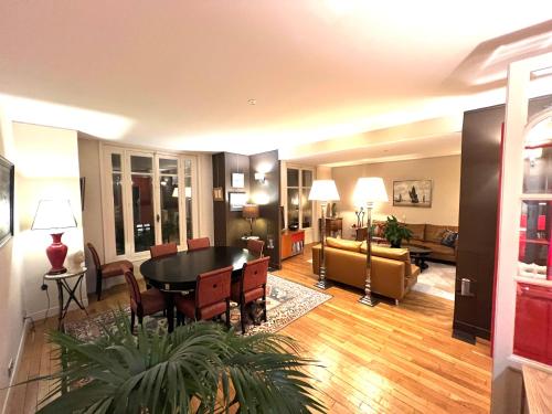Appartement de grand standing en plein coeur de Paris à proximité du Trocadéro, Paris (photo 8)