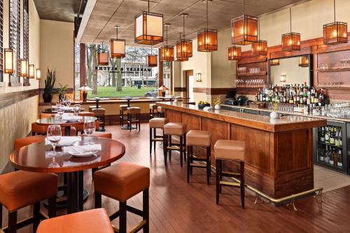 The Historic Park Inn Hotel - image 4