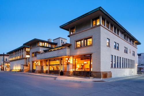 The Historic Park Inn Hotel Mason City