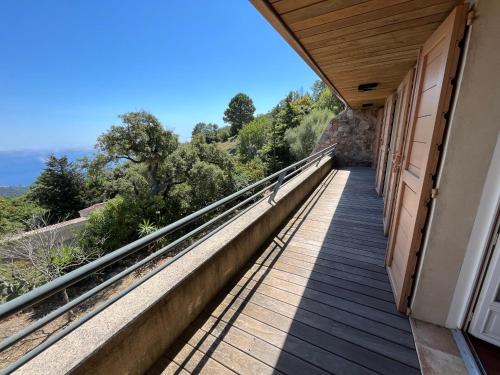 Balkons/terase, Maison En Pierre Corse Vue Mer in Sari-Solenzara