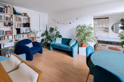 Beautiful Family-friendly 2BD Apart Belleville - Location saisonnière - Paris