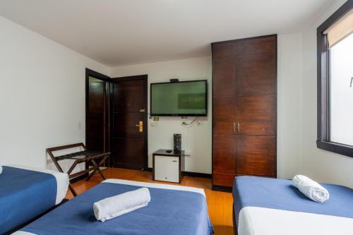 Deluxe Triple Room image 8