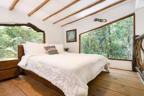 Casa de la Selva-Jungle Getaway with cenotes in Playa del Carmen, Mexico