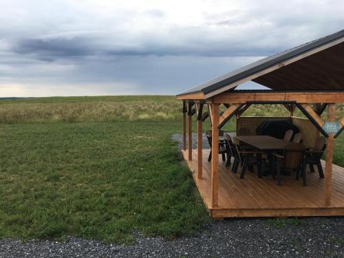 Northern Knights Sky View Cottage in Coudersport, USA